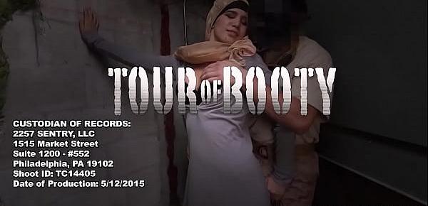  TOUR OF BOOTY - American Soldiers On The Hunt For Arab Booty